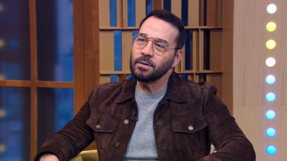 From Entourage to Wisdom of the Crowd: Jeremy Piven on TV post thumbnail image