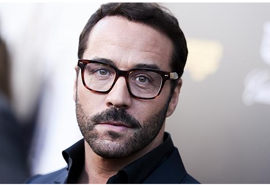 From Entourage to Success: The Jeremy Piven Story post thumbnail image